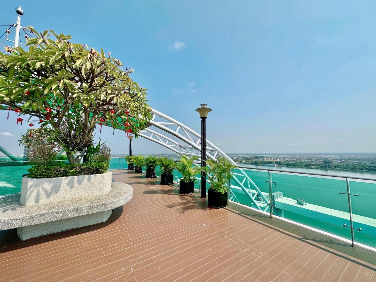 Infinity 28 Hotel And Residence Phnom Penh Exterior foto