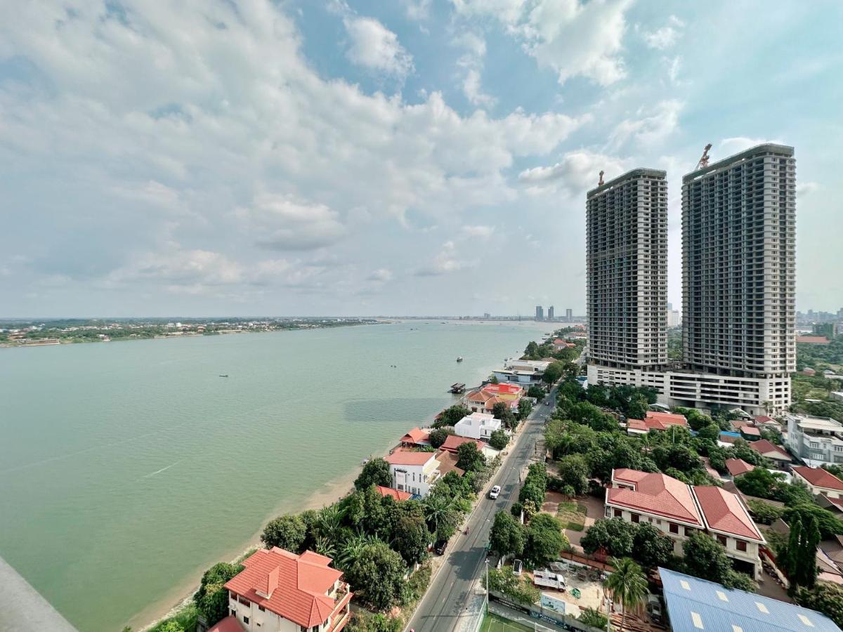 Infinity 28 Hotel And Residence Phnom Penh Exterior foto
